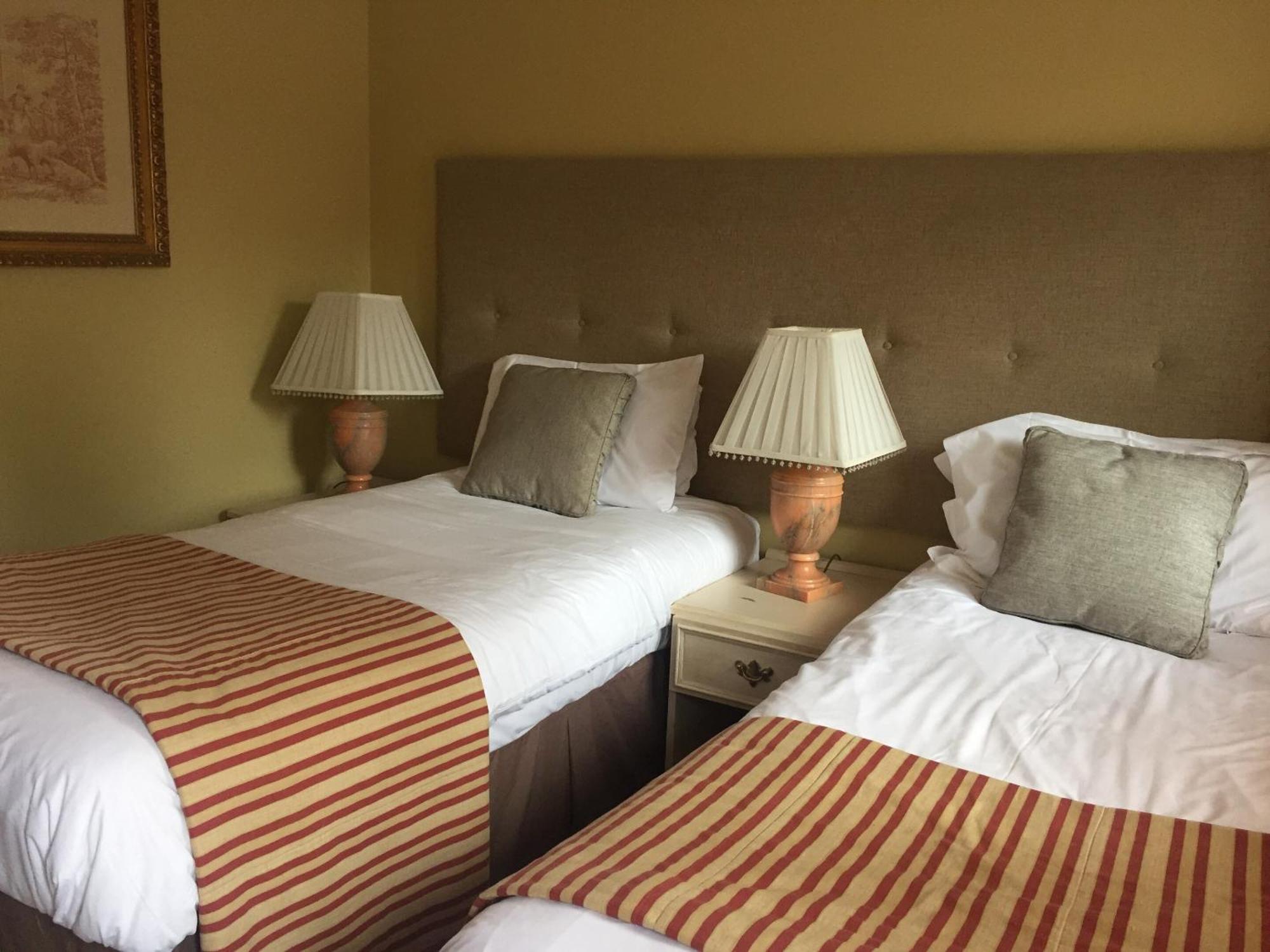 Hotel The Bedingfeld Arms Oxborough Exterior foto