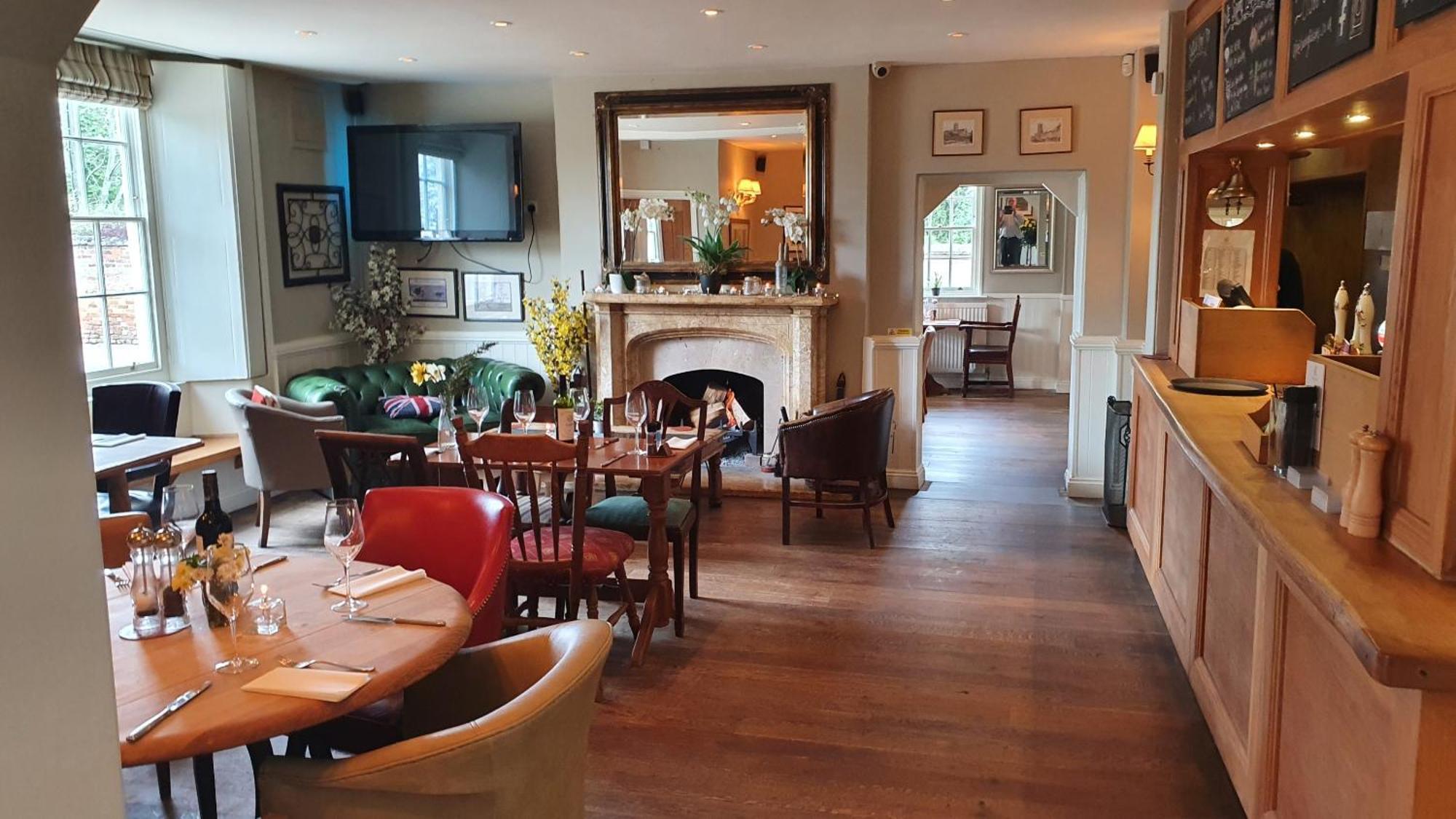 Hotel The Bedingfeld Arms Oxborough Exterior foto