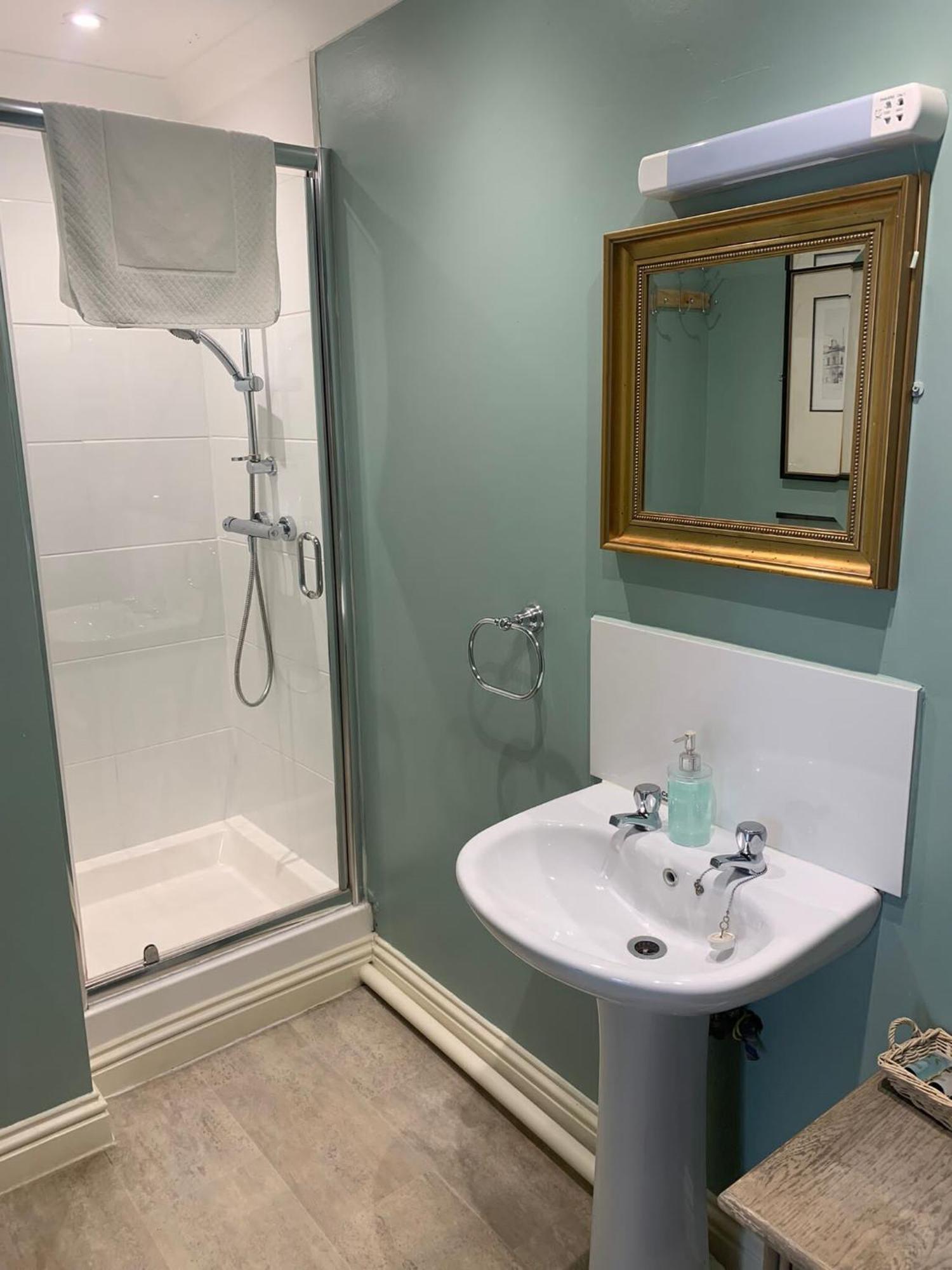 Hotel The Bedingfeld Arms Oxborough Habitación foto